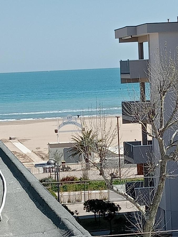 Appartamenti Carlotta ريميني المظهر الخارجي الصورة